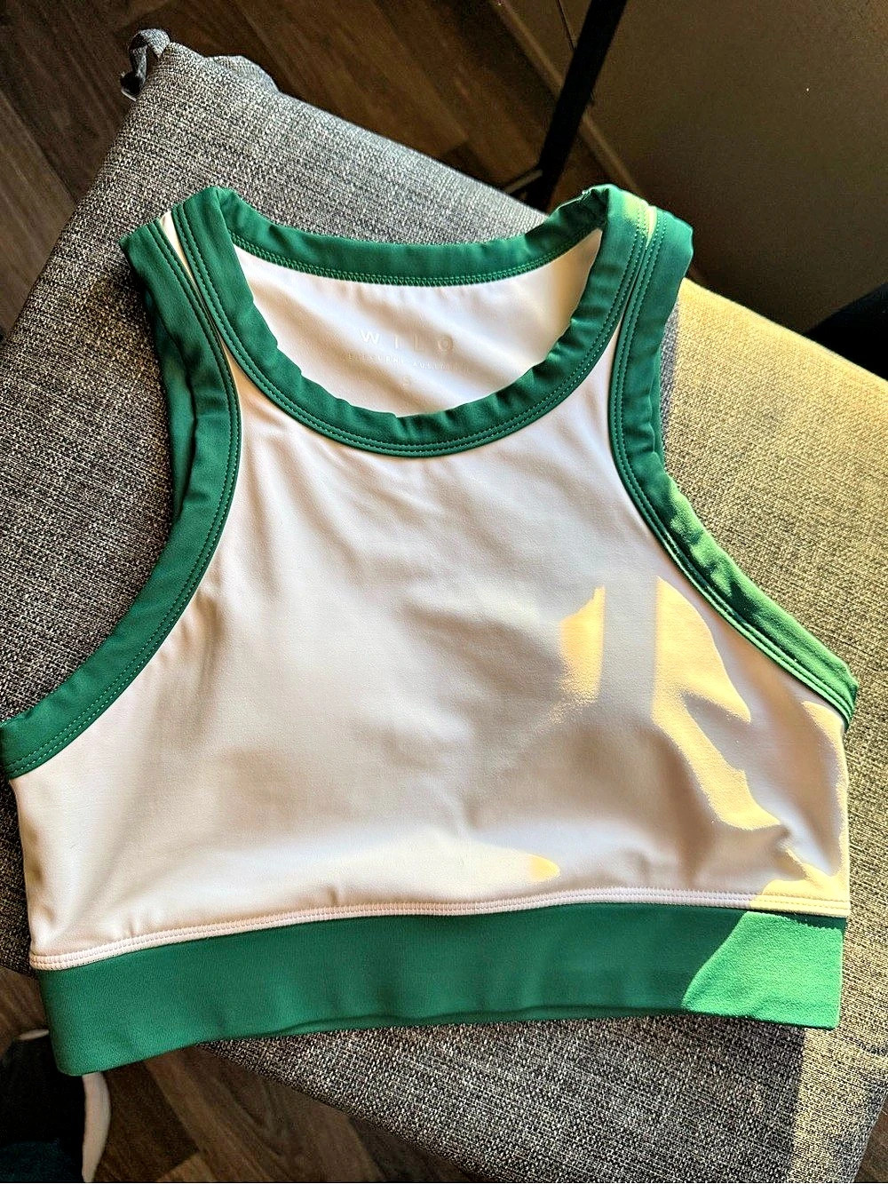 WILO the label Green & White Sports Bra Size Small
